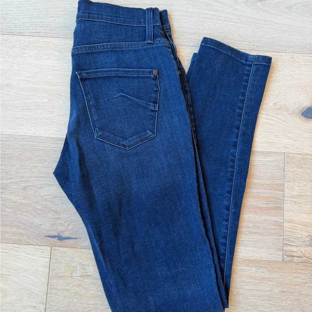 James Jeans High Class Skinny Jeans – Dark Wash | Size 28